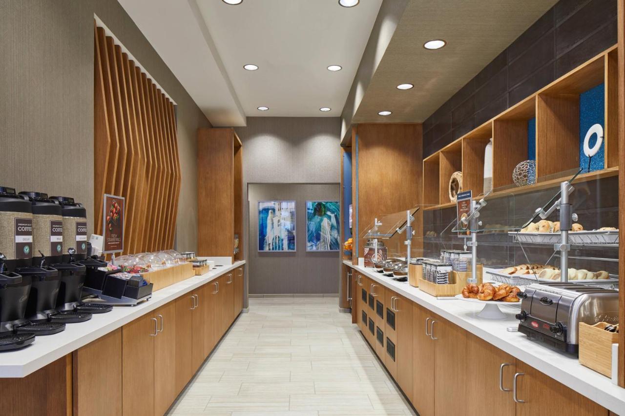 Hotel Springhill By Marriott Columbus 3*