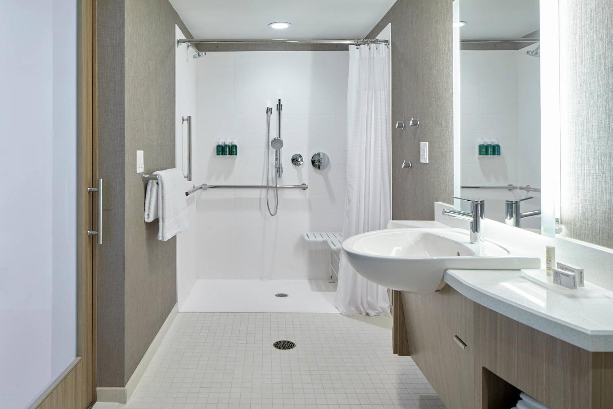 Springhill By Marriott Columbus Hotel 3*