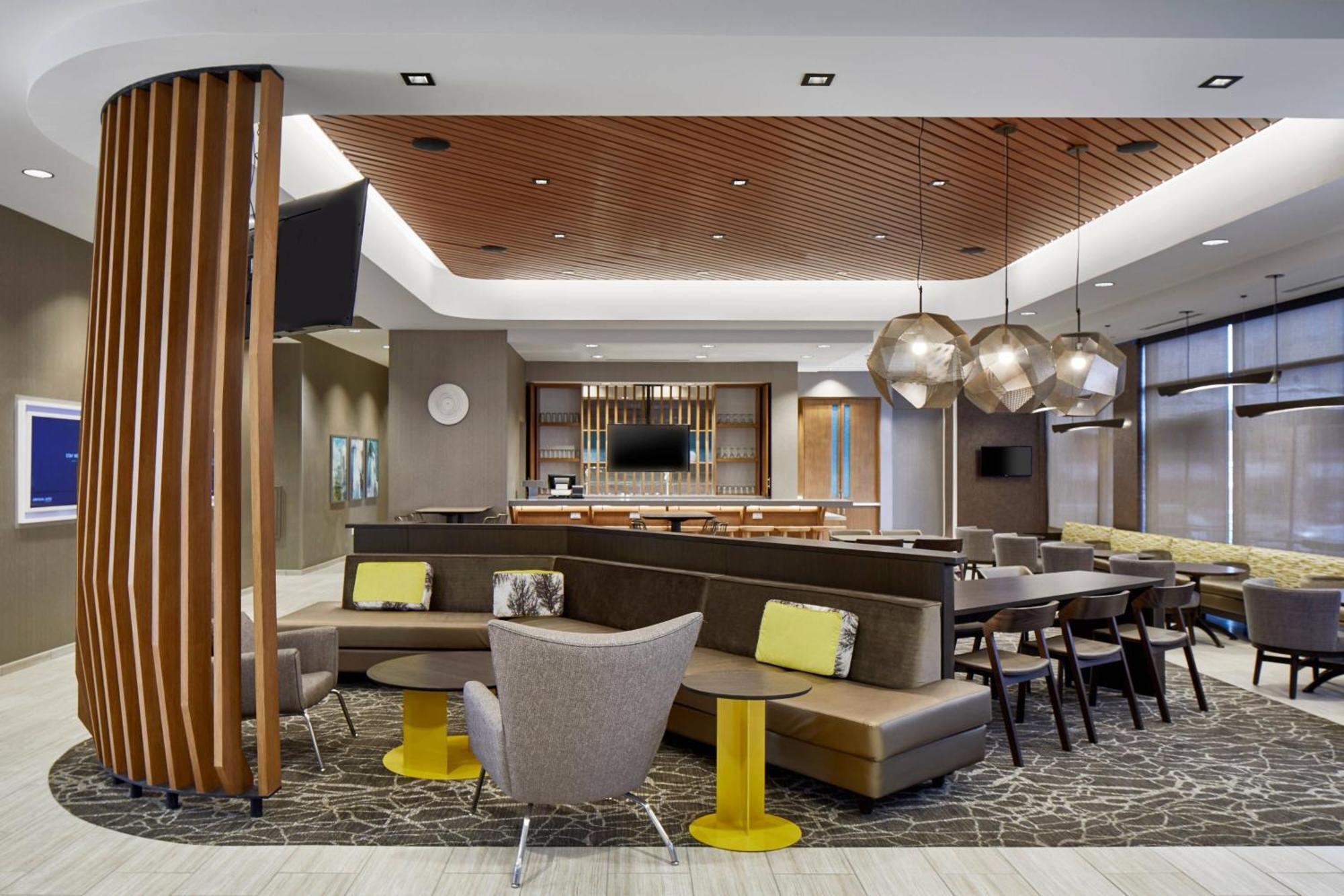 Hotel Springhill By Marriott Columbus