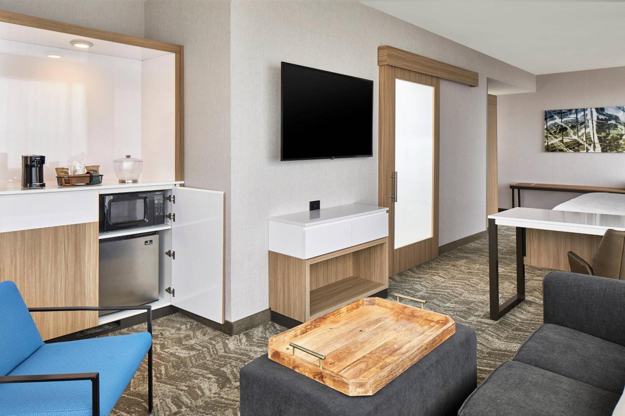 Hotel Springhill By Marriott Columbus 3*